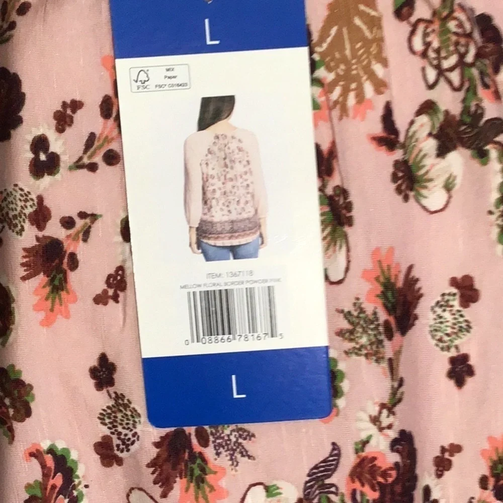 Woman’s Vintage America Top - Picture 8 of 9